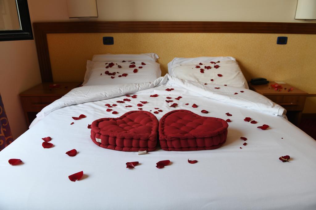 Hotel Italia & Lombardi 몬테피아스콘 외부 사진